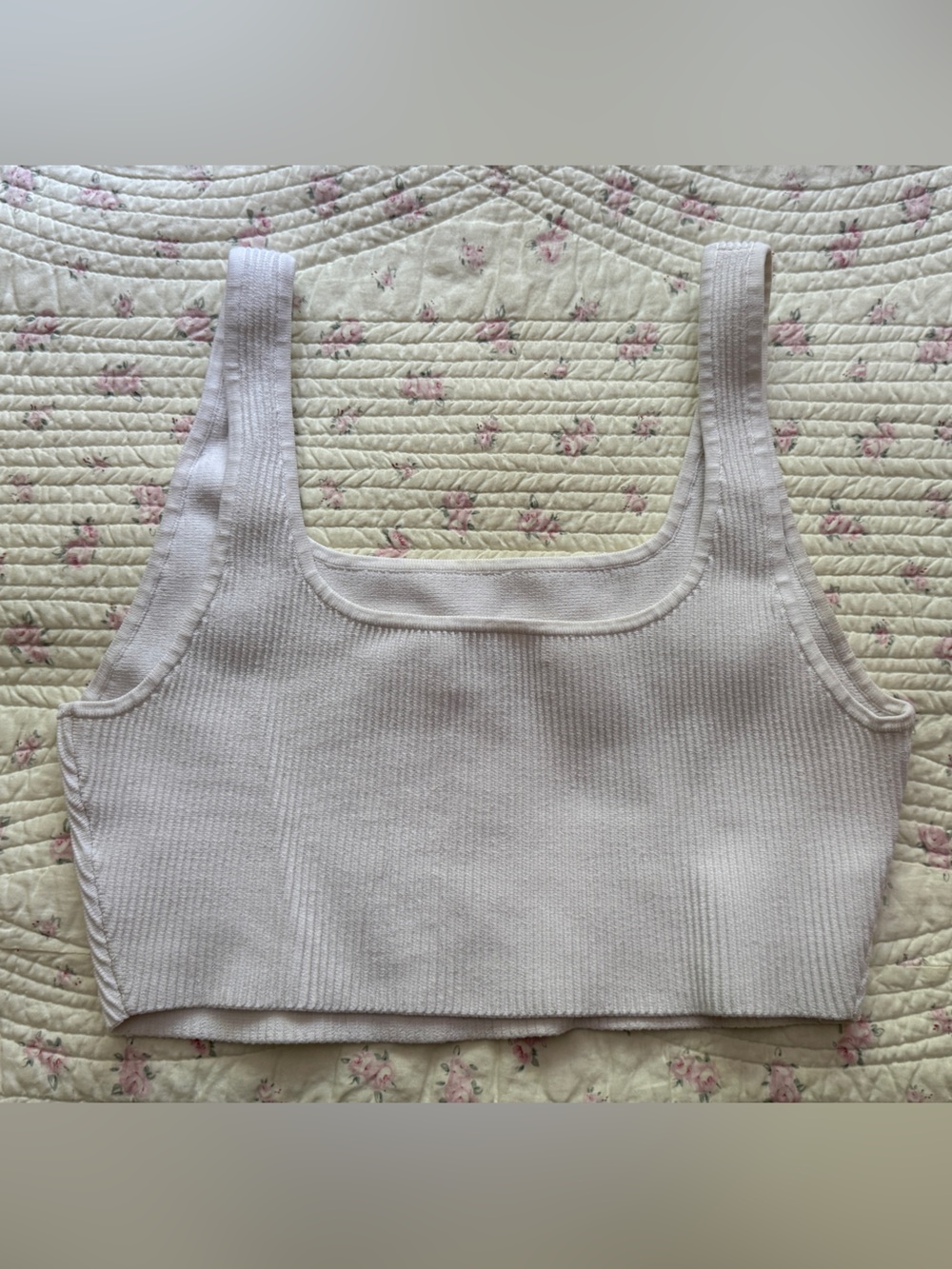 Aritzia Babaton Sculpt Ribbed Crop Tank Top Women’s L White Scoop Neck